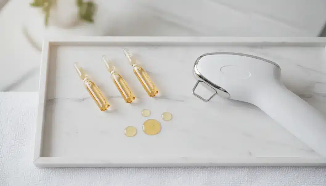 The LaseMD treatment pairs specialized thulium laser technology with concentrated cosmeceutical ampoules.