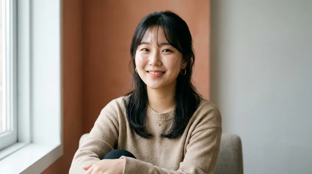 潤いと弾力に満ちた「もち肌」を持つ女性の顔