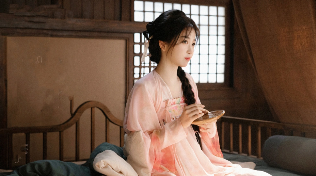 永夜星河虞书欣美貌大获好评!深度扒1扒如何脱离普女赛道! 4 屏幕截图 2024 11 15 185005